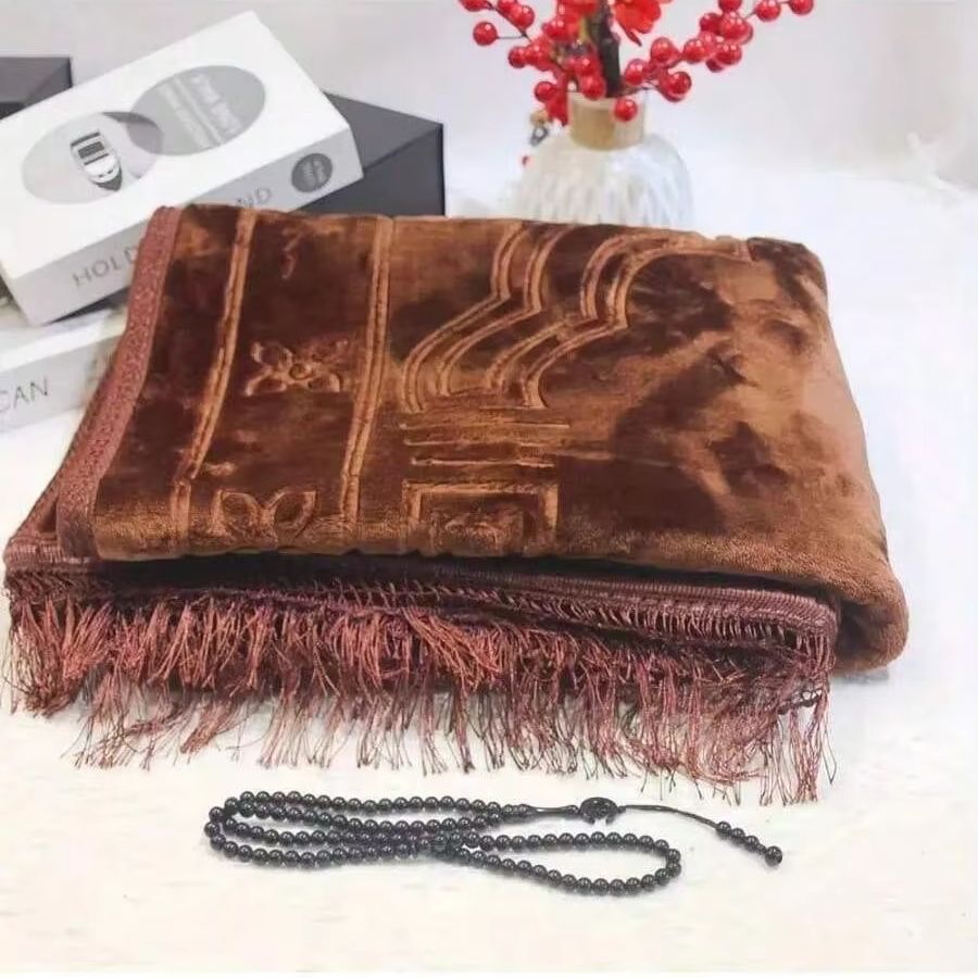 大型パッド入りムスリム礼拝マット ソフトベルベット表面 80 - Bead Mat Velvet のレビューと価格