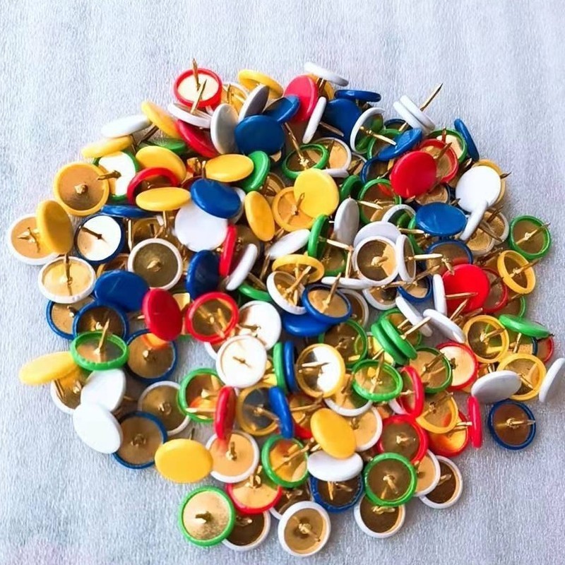 130個の丸頭プッシュピン、ランダムカラーアソート、カレンダ - Head Pin Assorted のレビューと価格