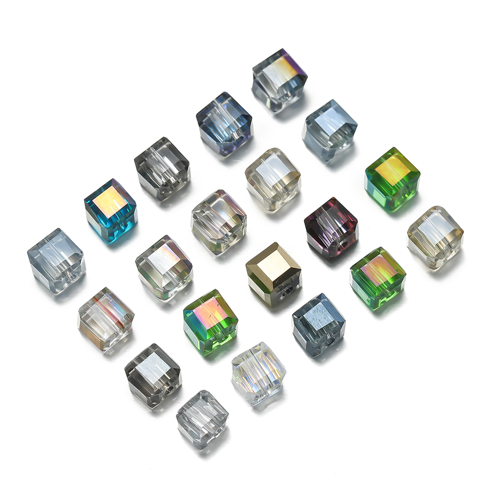 10 ピース/ロット絶妙なスクエアカラークリスタルビーズ 6 - Crystal Bead Mix のレビューと価格